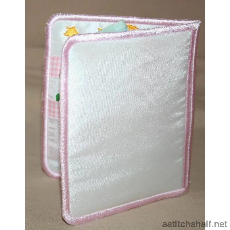 Birdie Bonnet Wallet