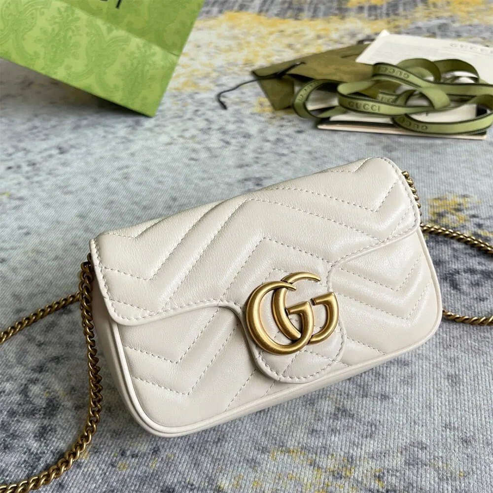 Gucci GG Marmont Matelassé Leather Super Mini Bag