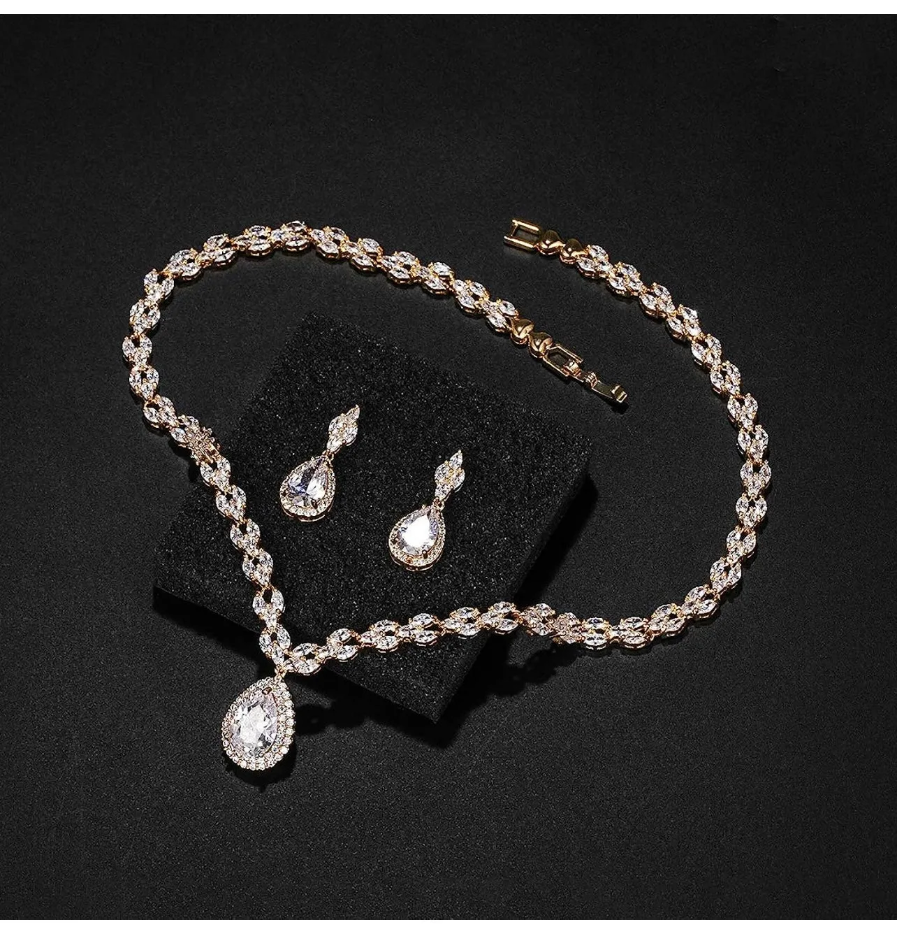 Jesse Necklace Set 2